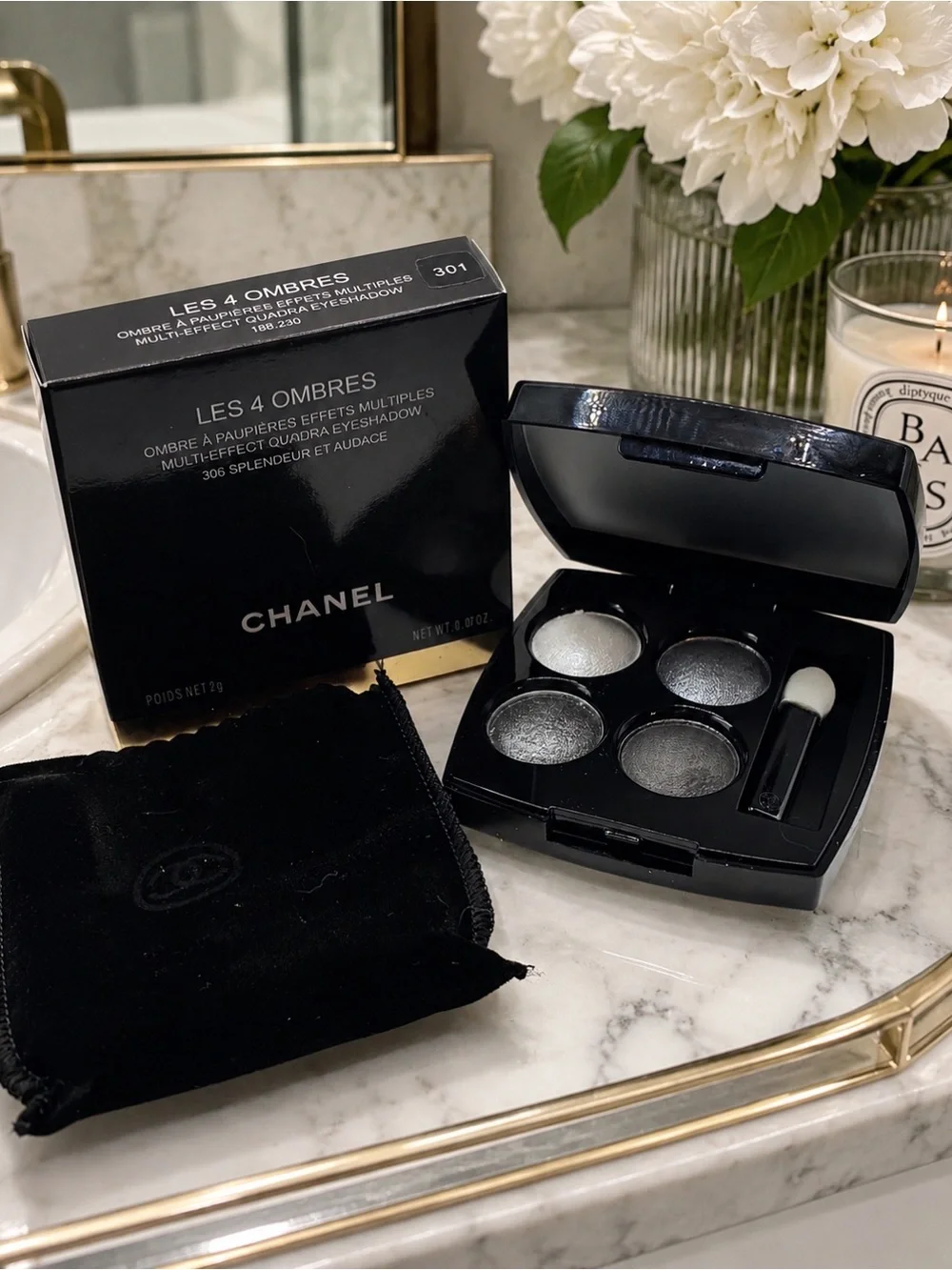 CHANEL Les 4 Ombres Eyeshadow Quad - Silver / Gunmetal / Charcoal